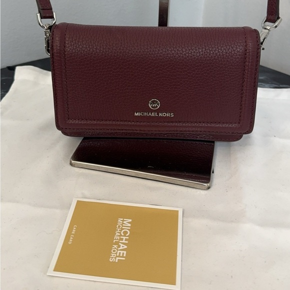 MICHAEL KORS Charm Small Phone Crossbody Bag Berry Red AUTHENTIC Minor Defect - Picture 5 of 14